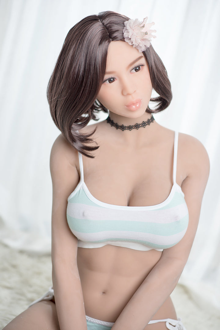 6YE | 165 cm große asiatisch-japanische Sexpuppe mit großen Brüsten - Joanna