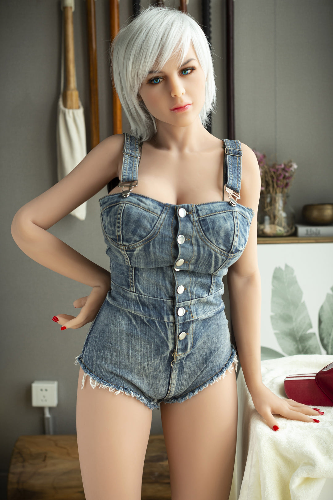 6YE | 5ft3/161cm Massive Boobs Short Hair Anime Sex Doll - Yukio